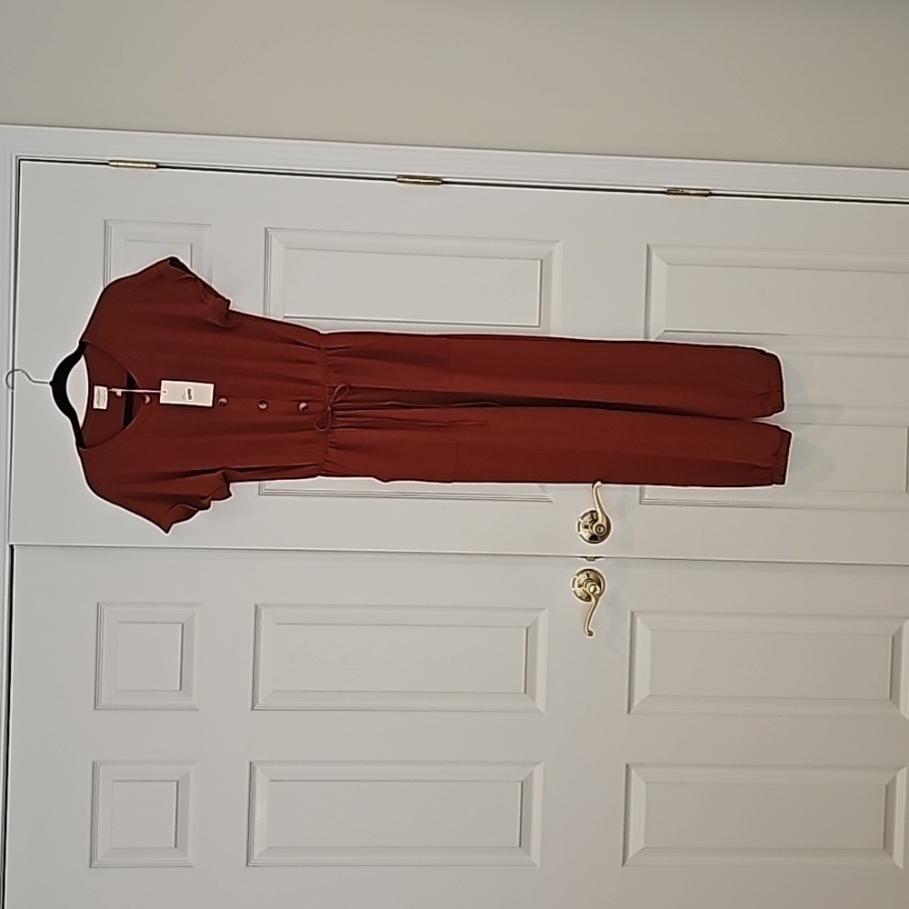 Women's Jumpsuit in Spice Color, Size Small